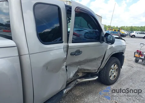 2007 Chevrolet Silverado 1500 Work Truck z USA, uszkodzony, nr VIN 1GCEK19CX7Z539170